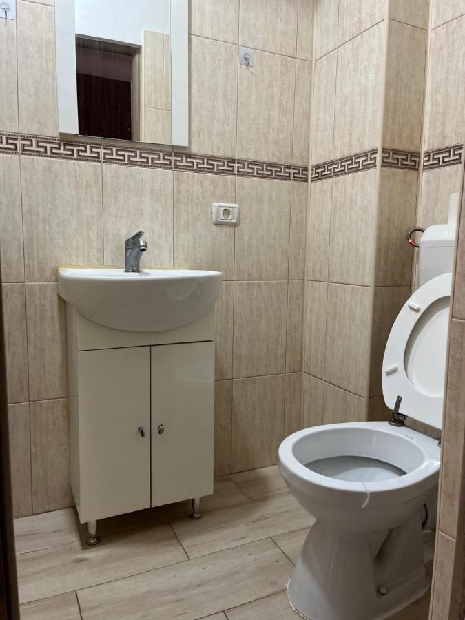 Apart Uta3 Apartment Арад Екстериор снимка